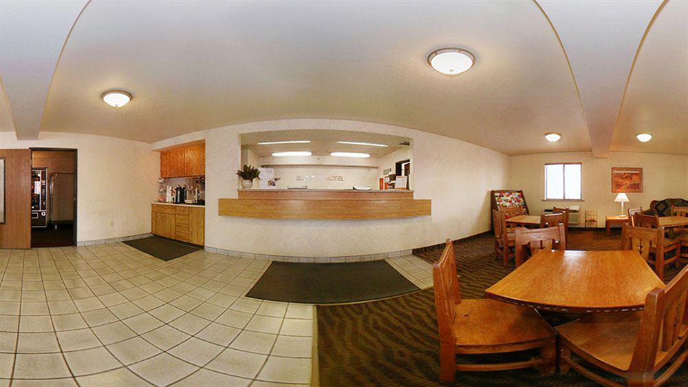 Super 8 By Wyndham Albuquerque West/Coors Blvd Otel Dış mekan fotoğraf